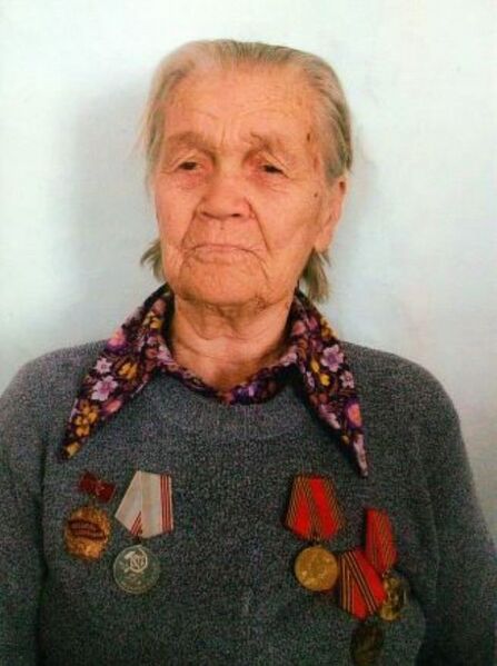 Файл:Karacel GneushElizavGrig.jpg