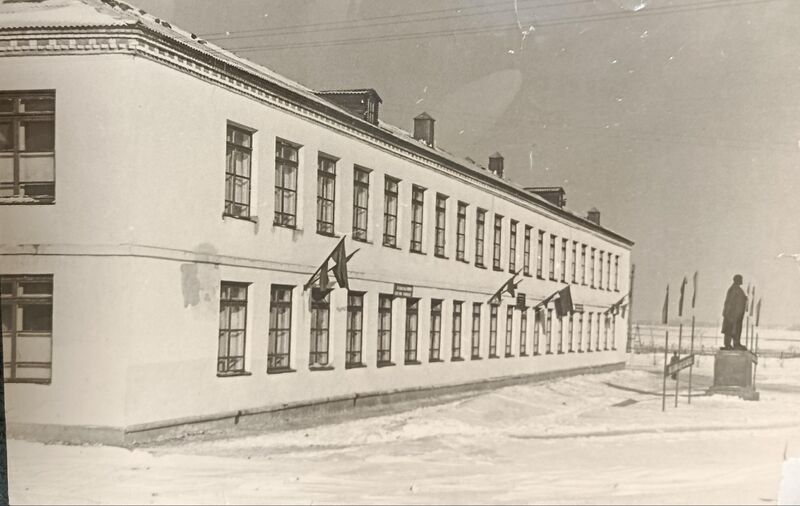 Файл:Karach school16.jpg