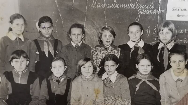 Файл:Prilogin scool shkolnik.jpg