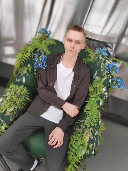 Файл:Prilogino sem Falal-SurikovGalinMih10.jpg