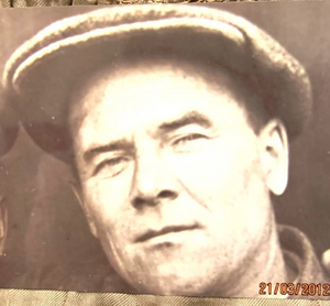 Pervomaisk UVOv ZaushichinSemenFedorov.png